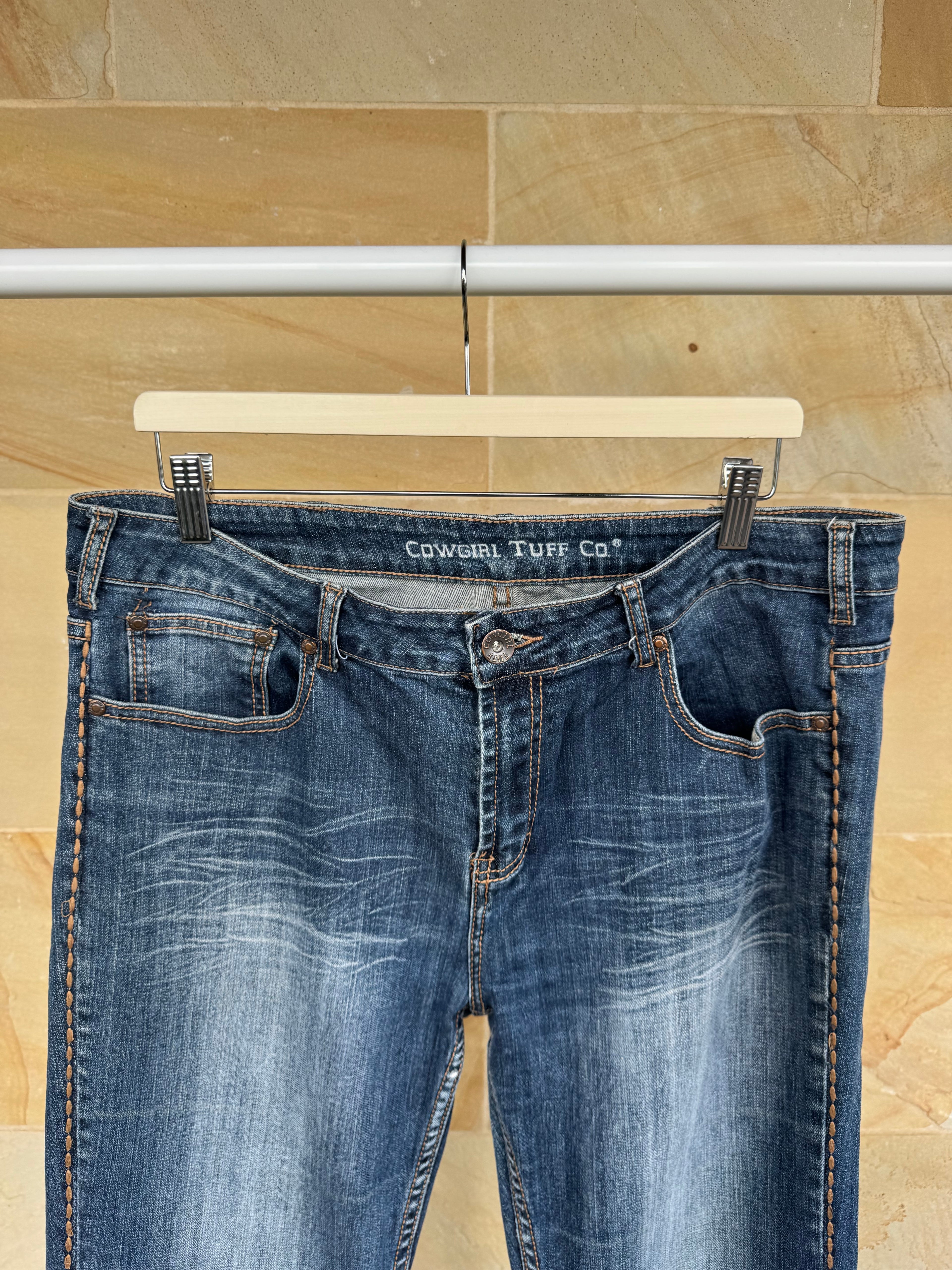 COWGIRL TUFF JEANS 34/33