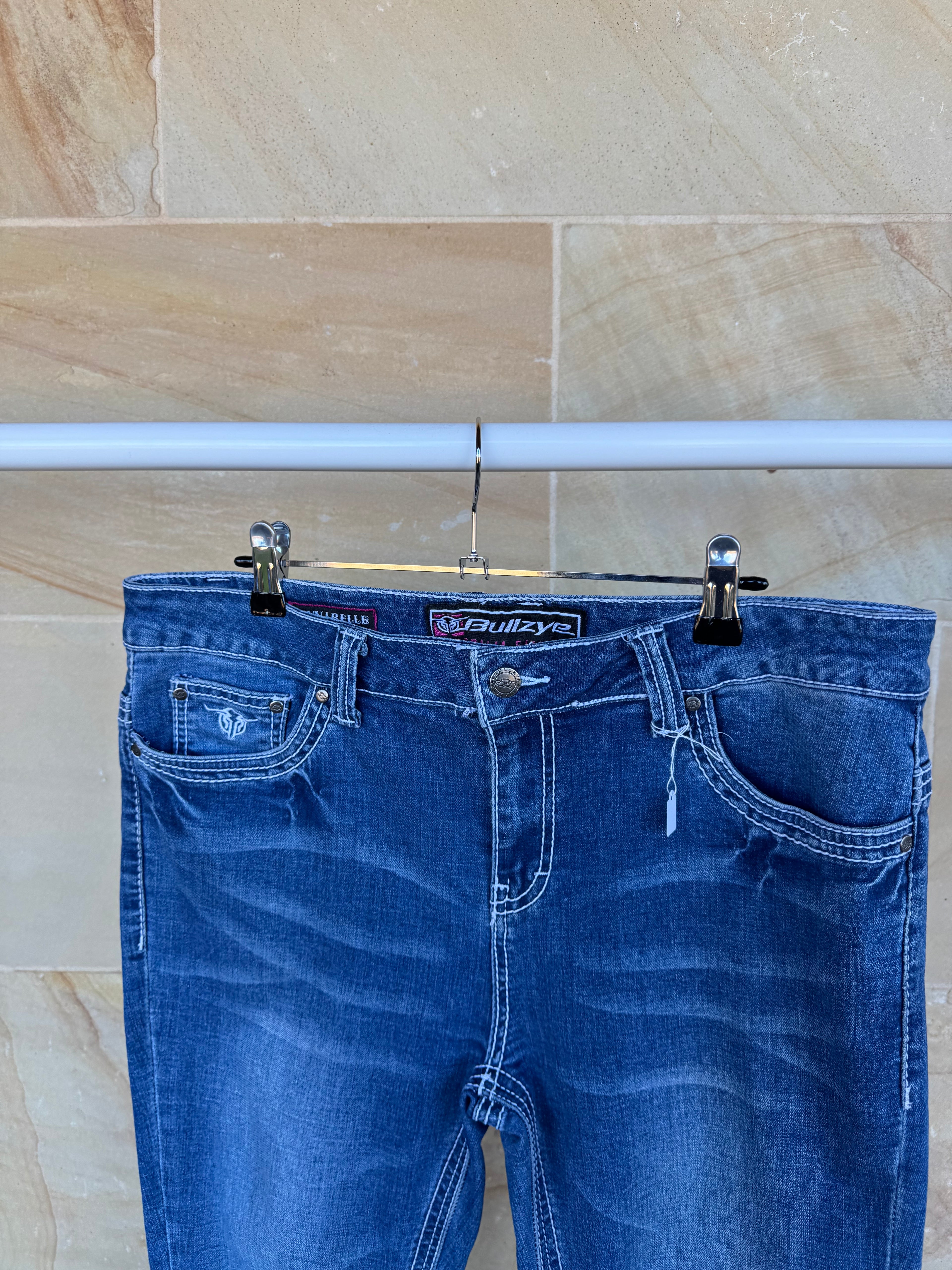 BULLZYE JEANS 29R