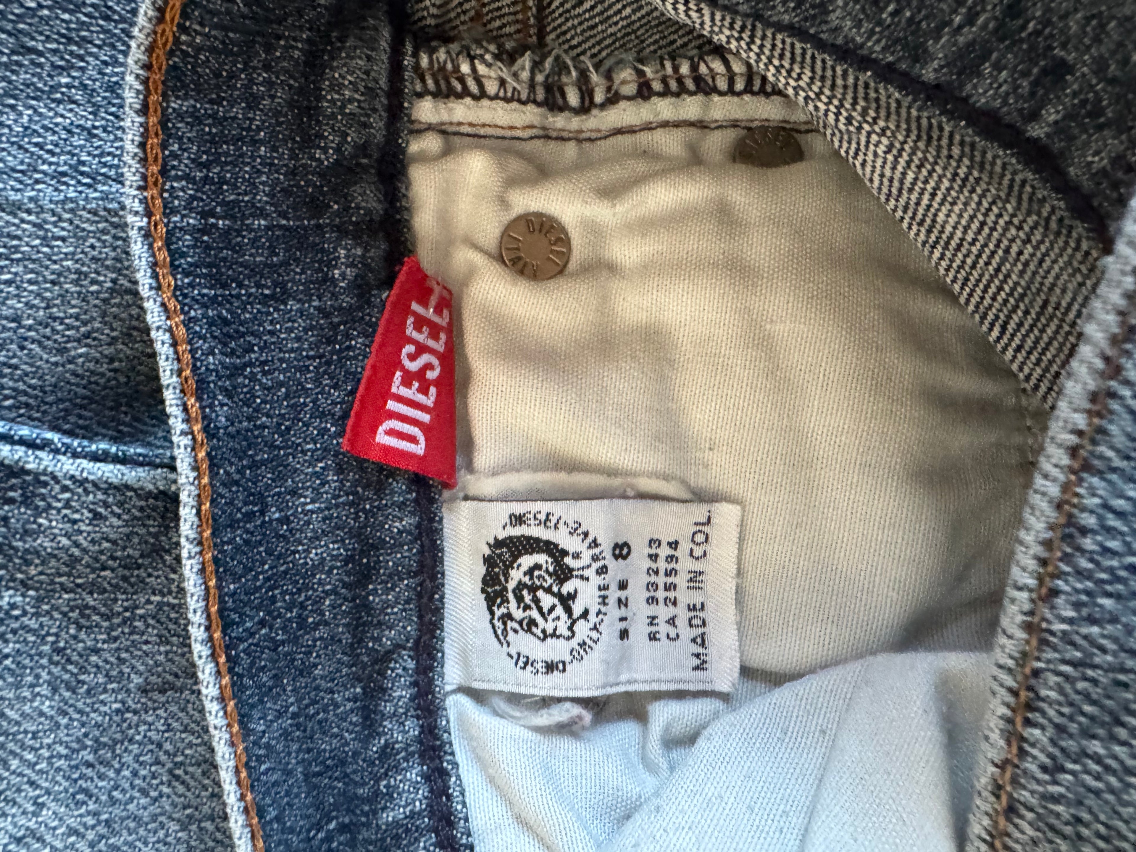 DIESEL INDUSTRY JEANS WOMENS 8
