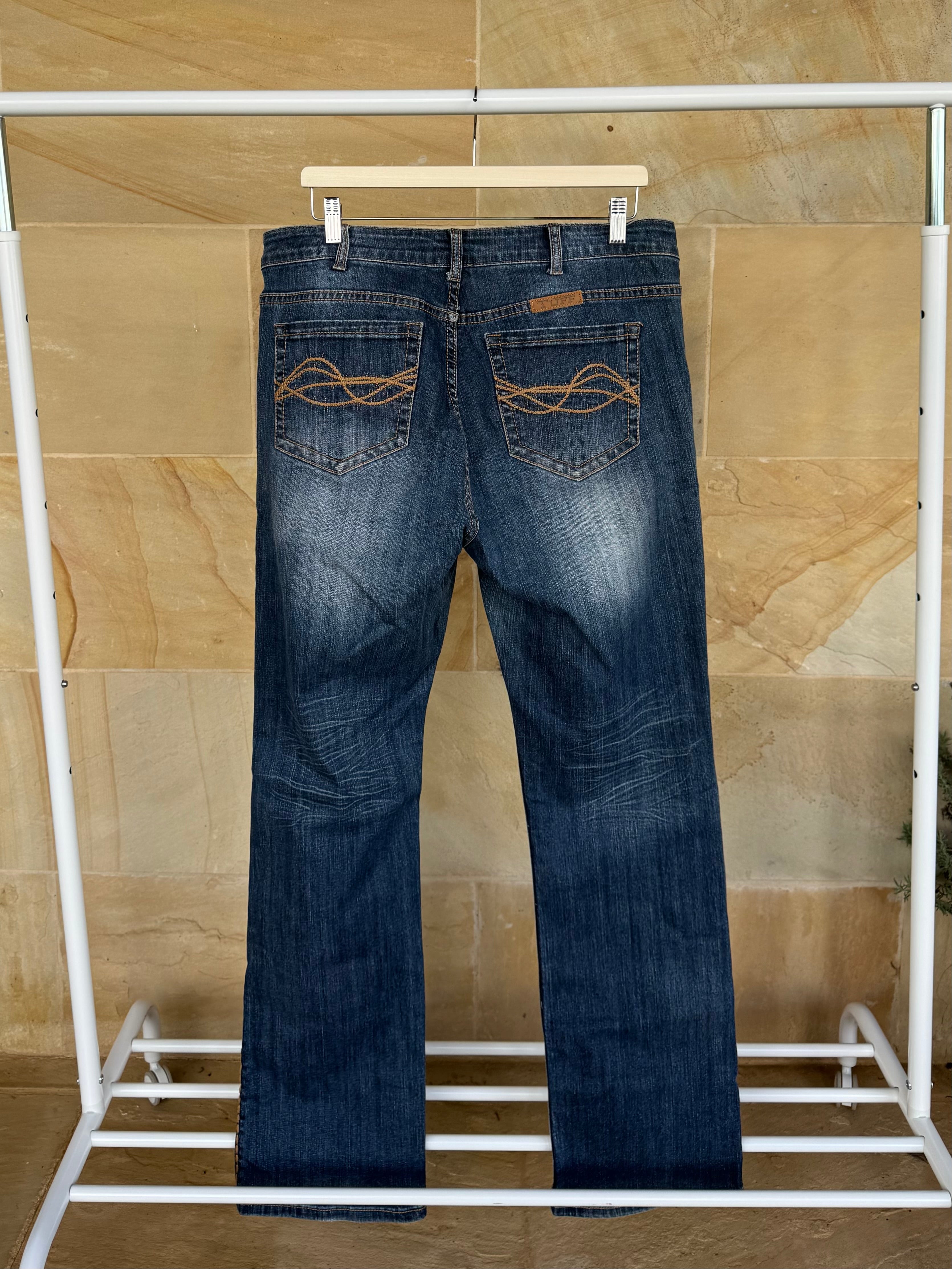 COWGIRL TUFF JEANS 34/33