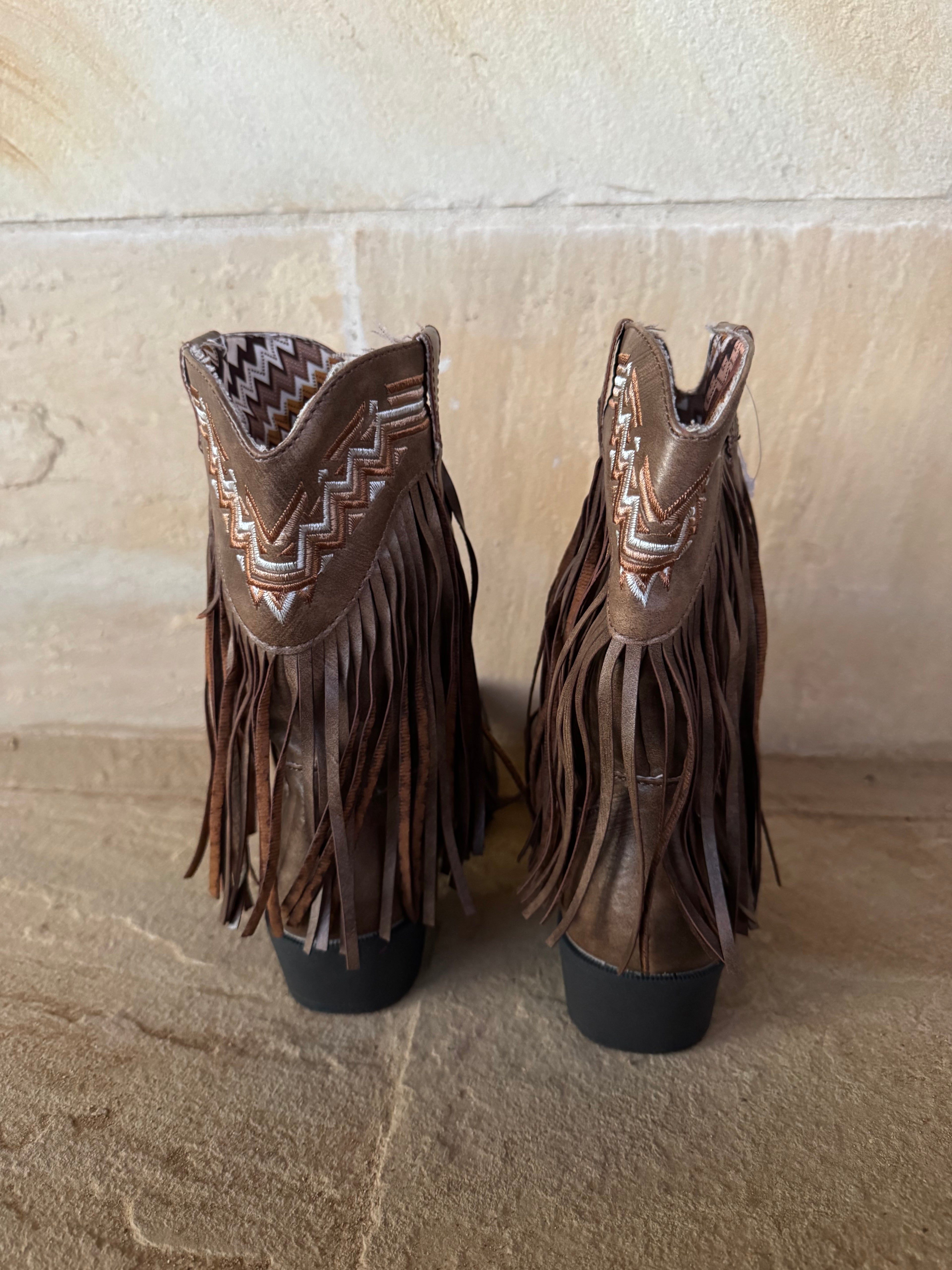 ROPER KIDS BOOTS SIZE 2