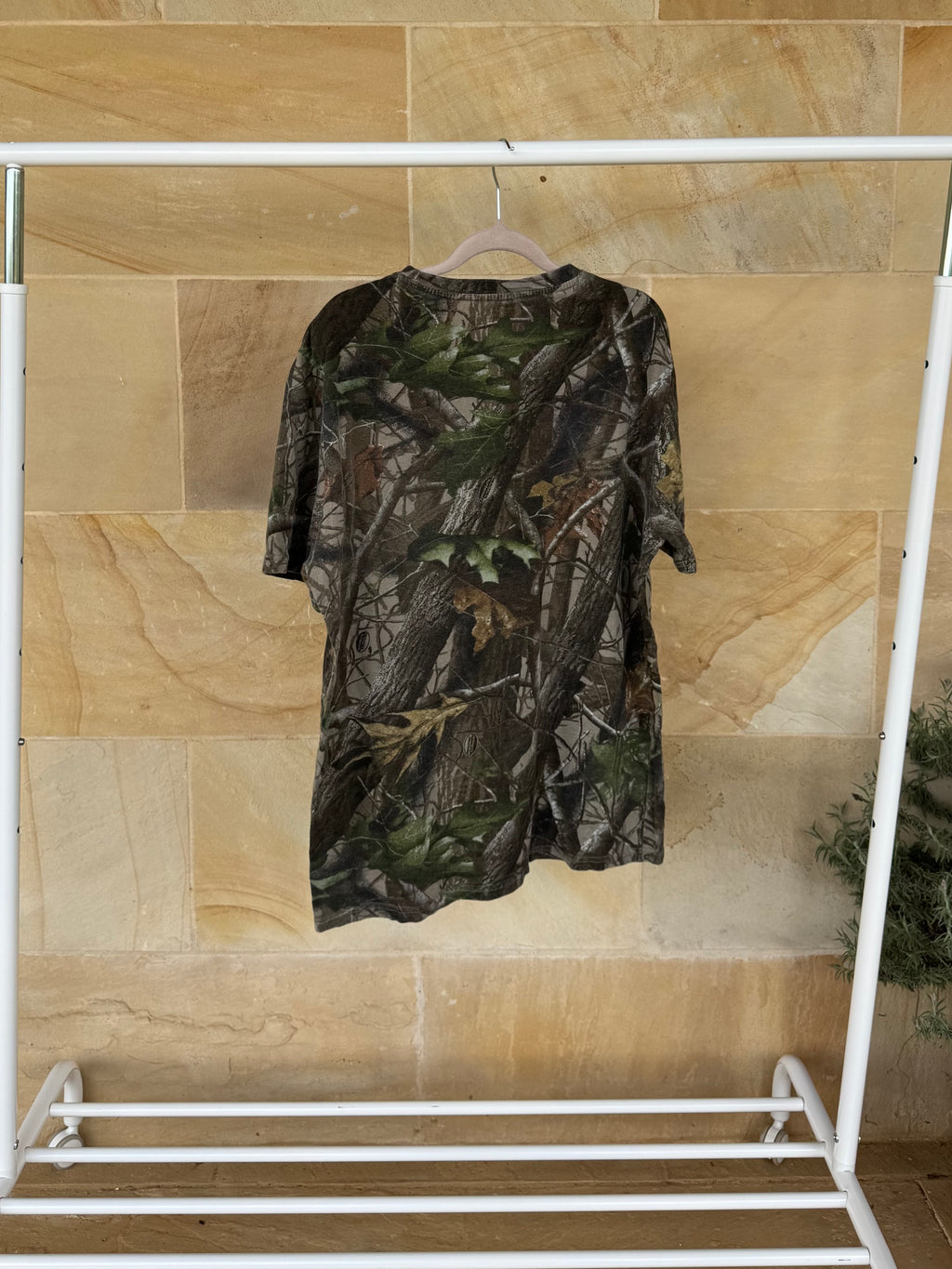 OUTFITTERS RIDGE CAMO T SHIRT M