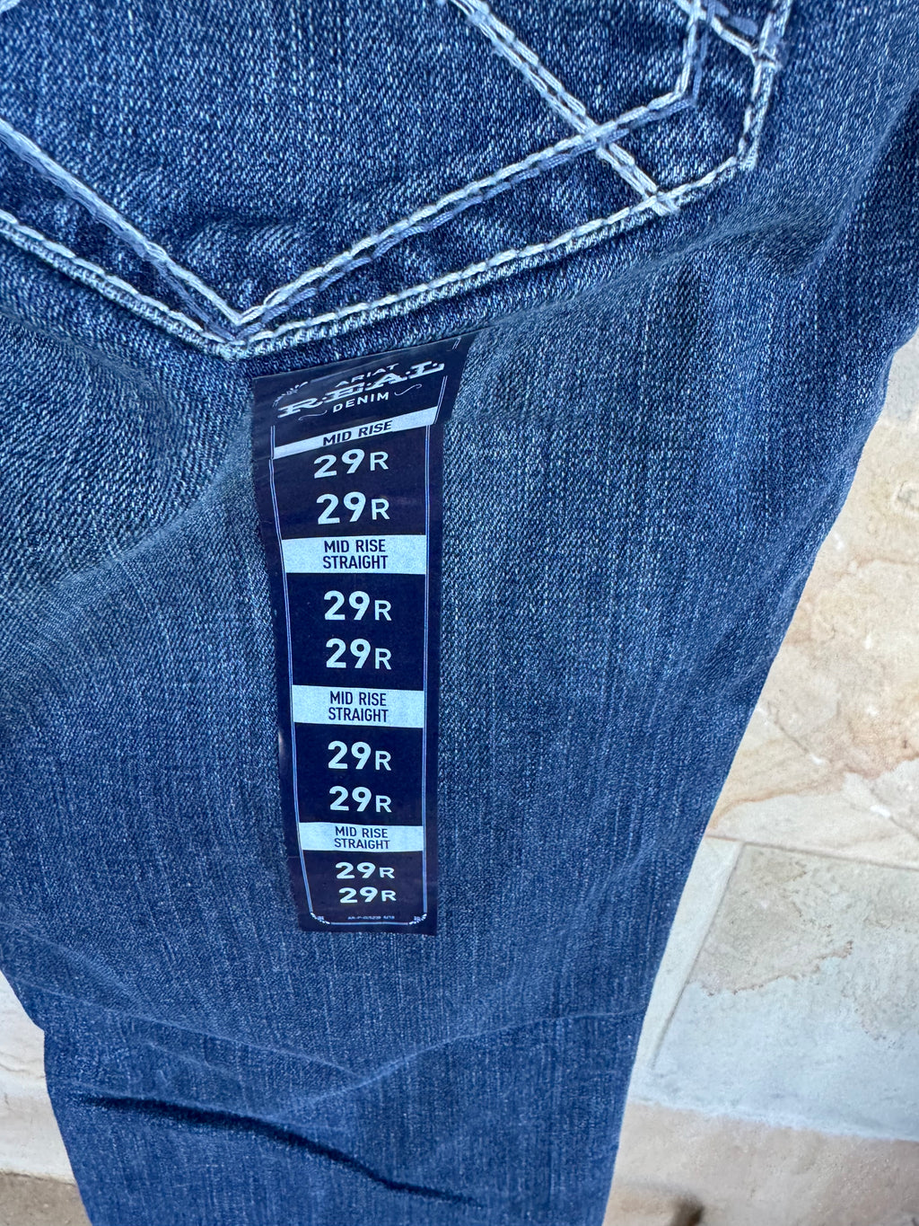 ARIAT JEAN BNWT 29R