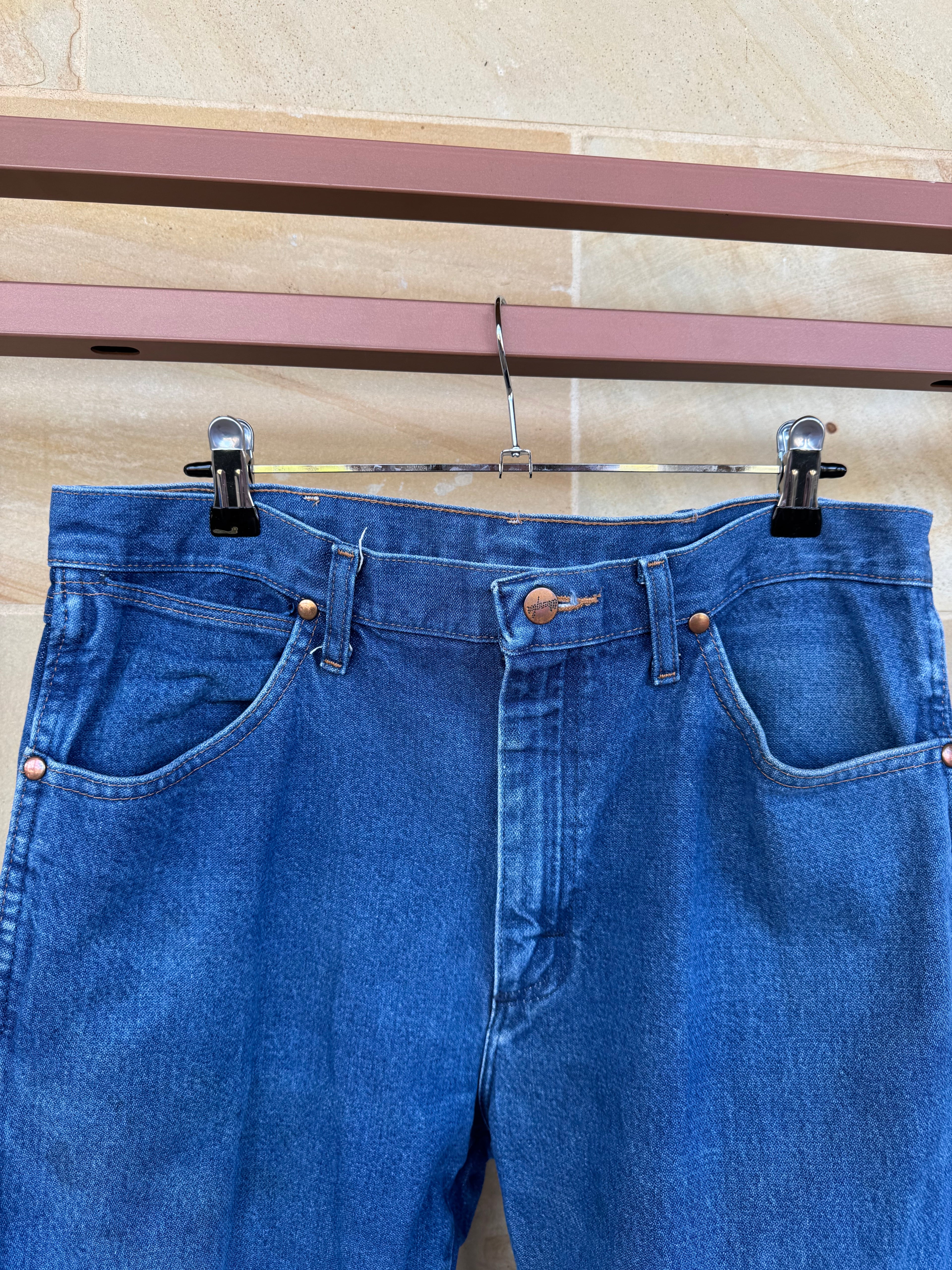 WRANGLER COWBOY CUT JEANS 33/34
