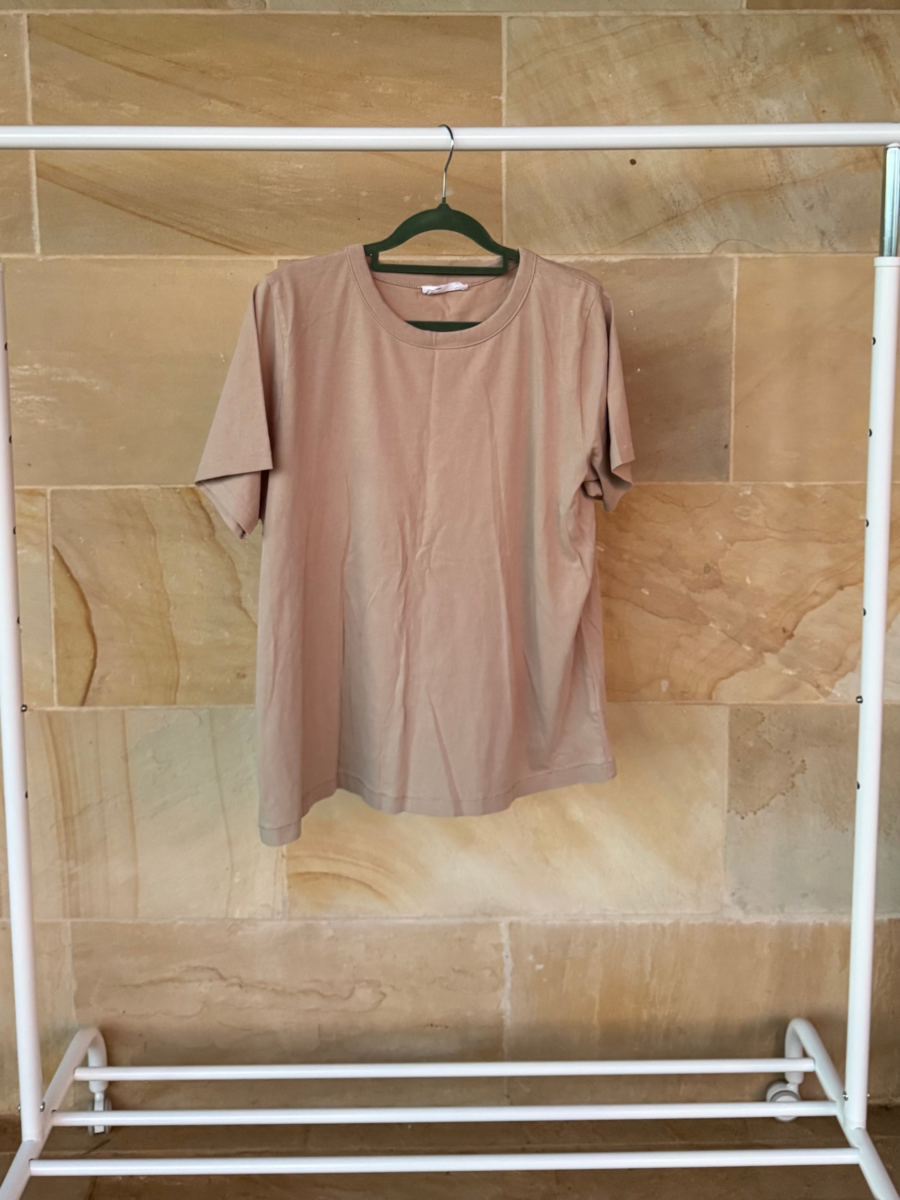 COTTON ON 91’ T- SHIRT L