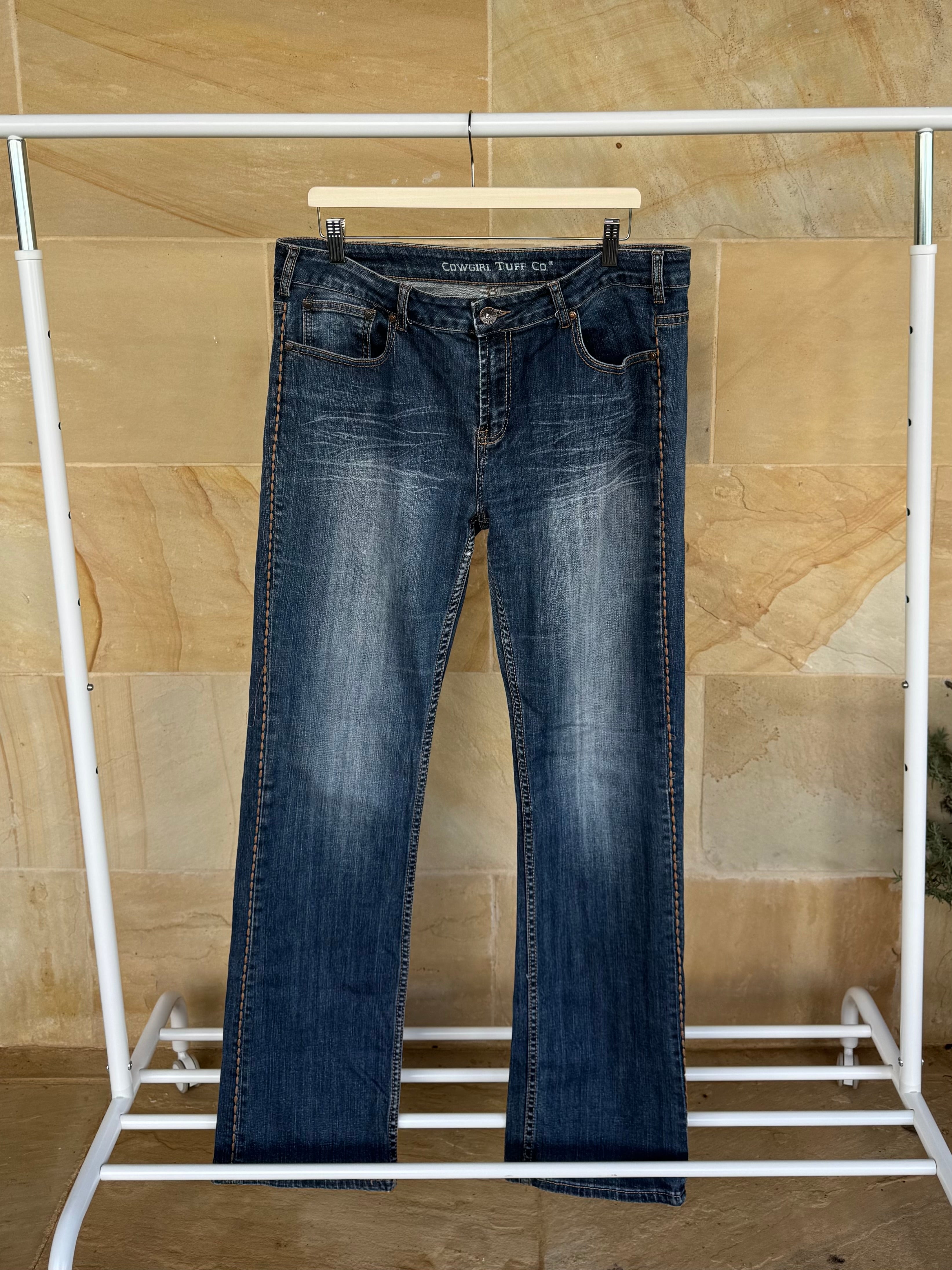 COWGIRL TUFF JEANS 34/33