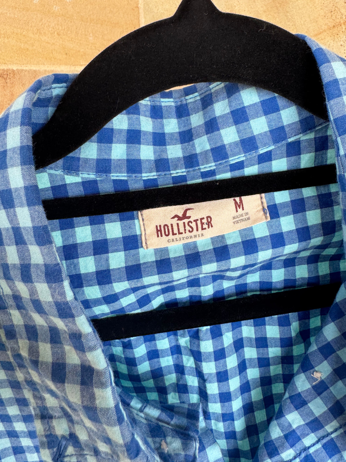 HOLLISTER SHIRT M