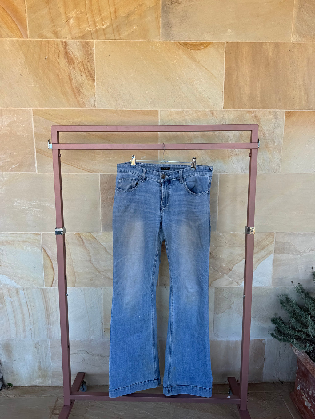 COWGIRL COUTURE JEANS 31/34