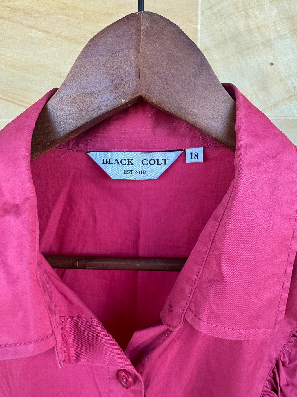 BLACK COLT SHIRT 18