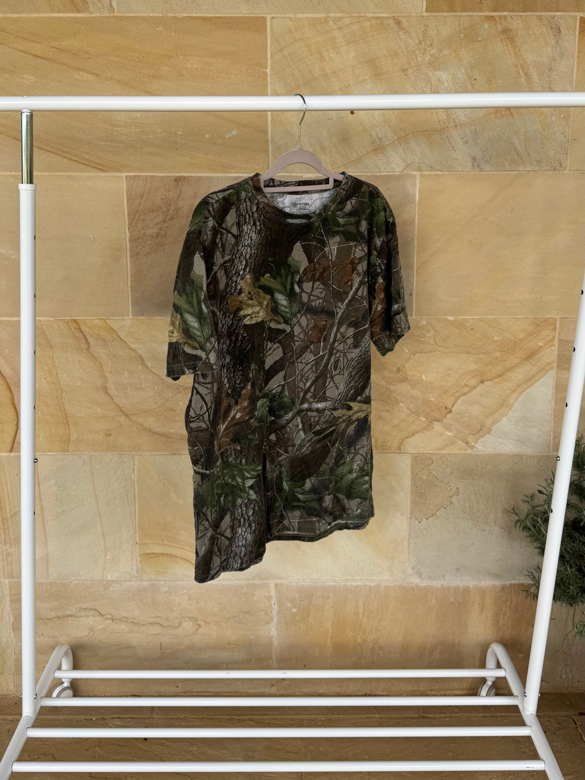 OUTFITTERS RIDGE CAMO T SHIRT M