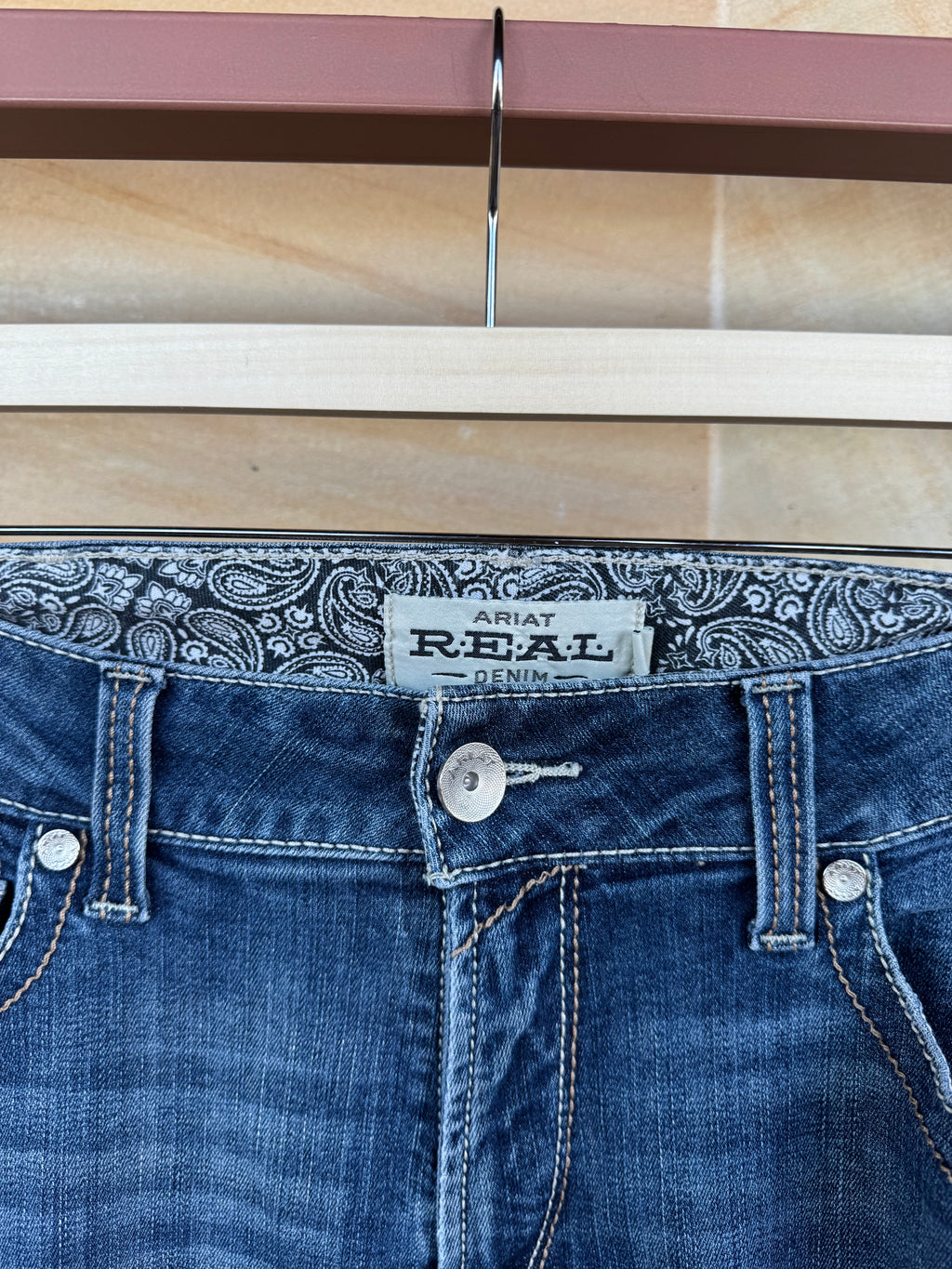 ARIAT JEANS 33R