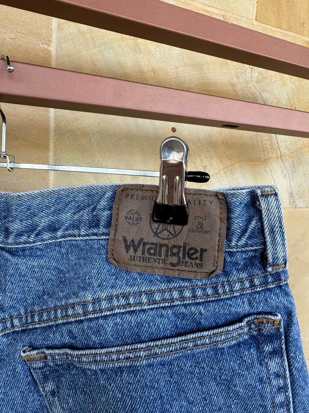 WRANGLER SHORTS 32”