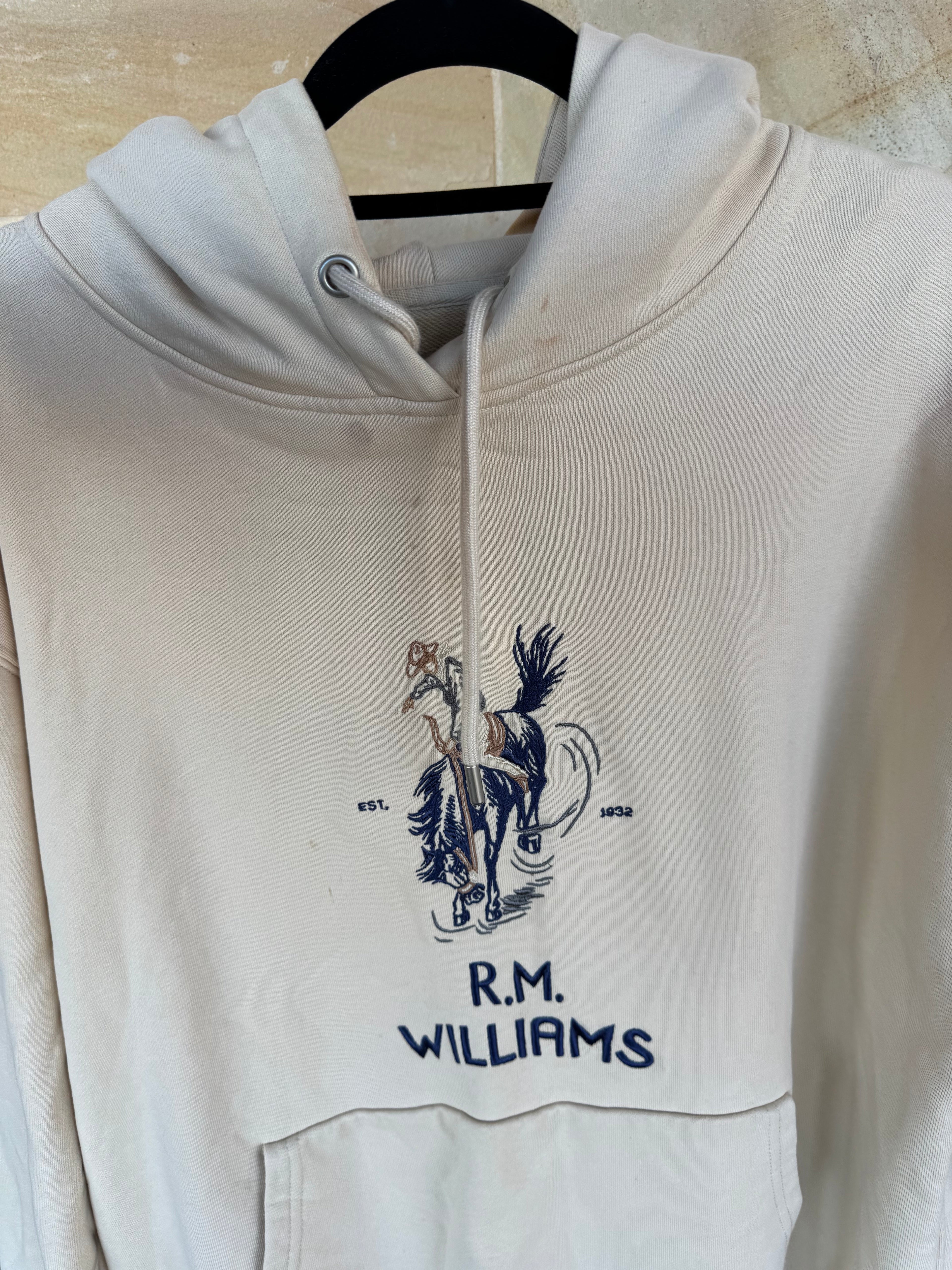 R.M. WILLIAMS HOODIE 12