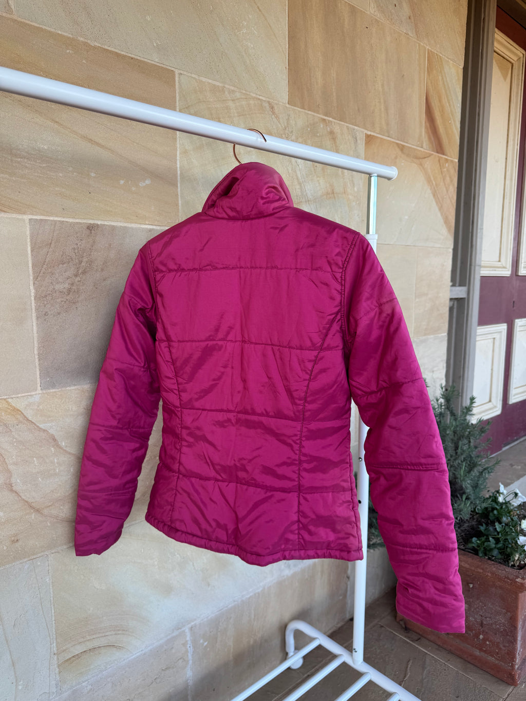 ARIAT PUFFER JACKET XS