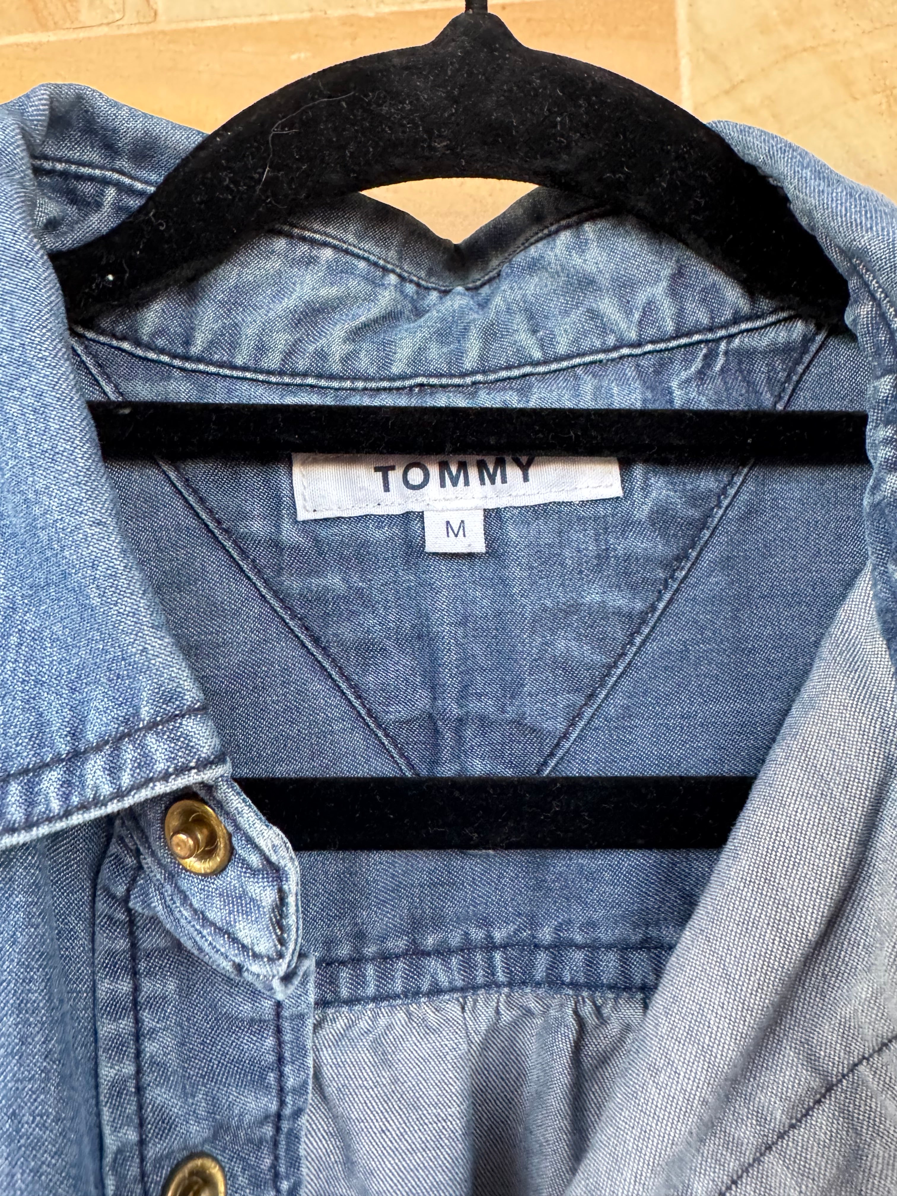 TOMMY HILFIGER SHIRT M