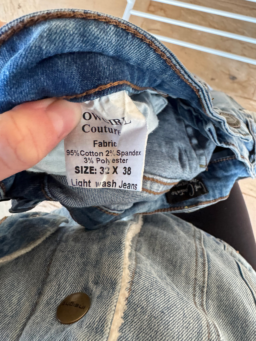 COWGIRL COUTURE (CC WESTERN) JEANS 32/38