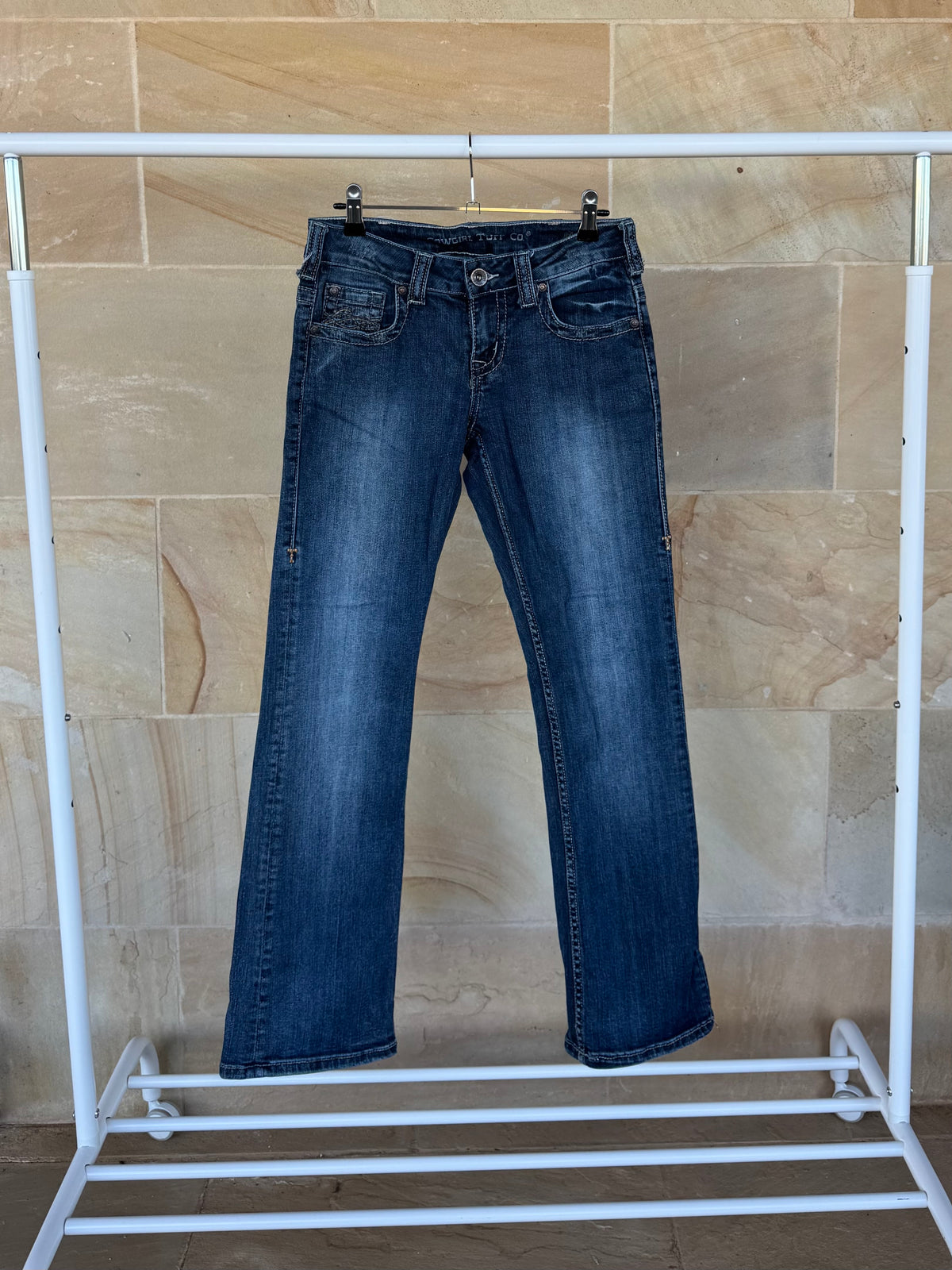 COWGIRL TUFF JEANS 26/31