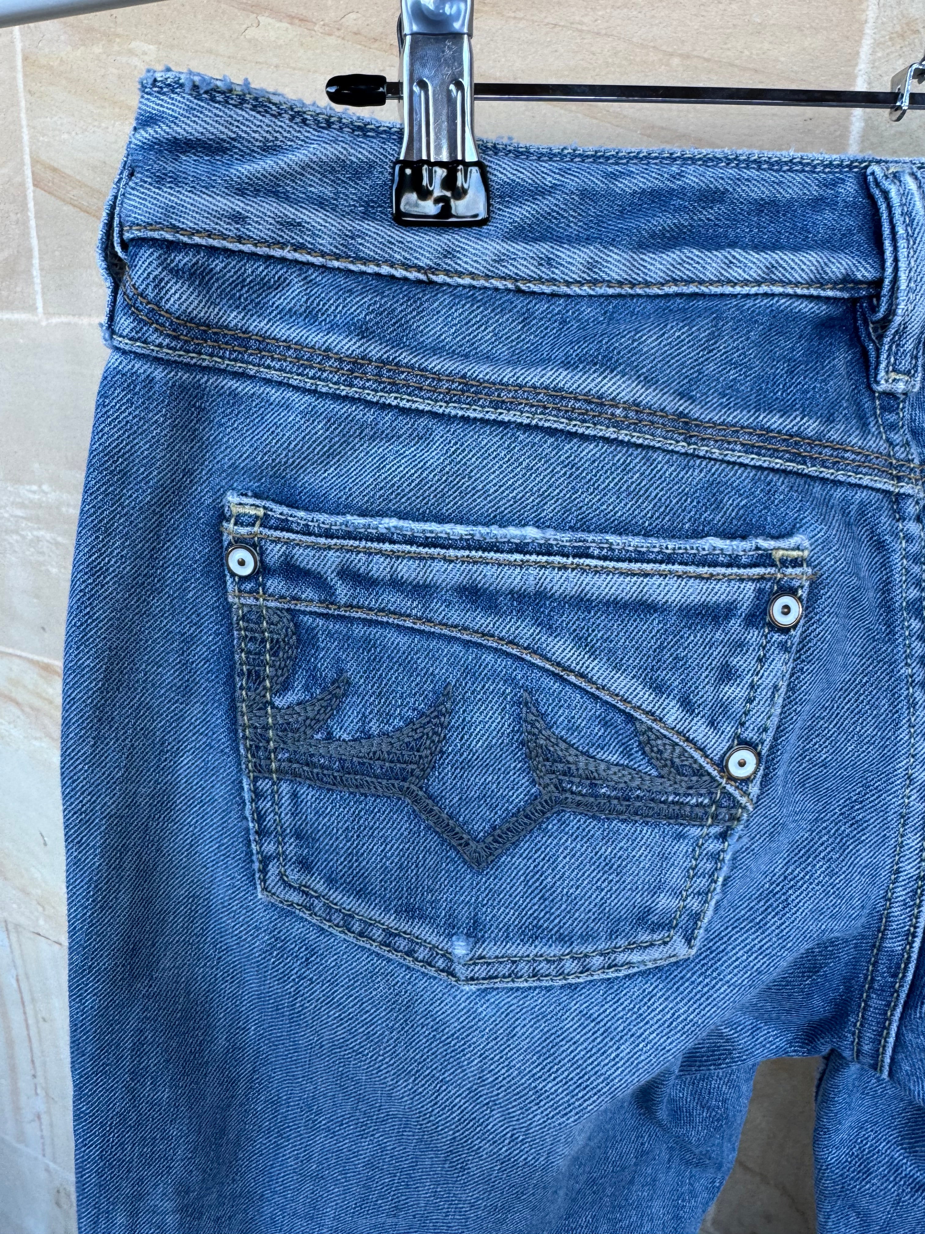 DIESEL LOW RISE JEANS 26/32