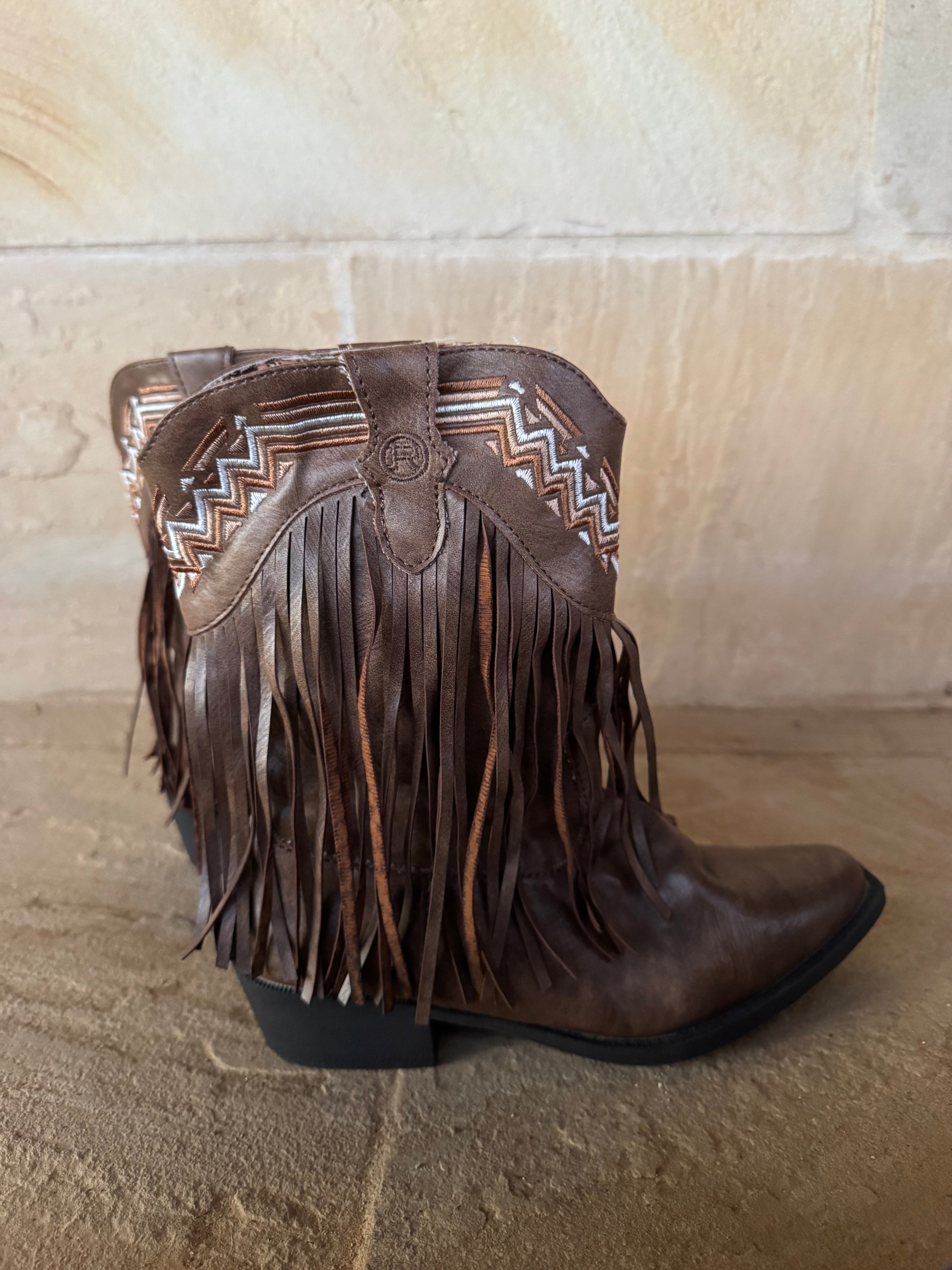 ROPER KIDS BOOTS SIZE 2