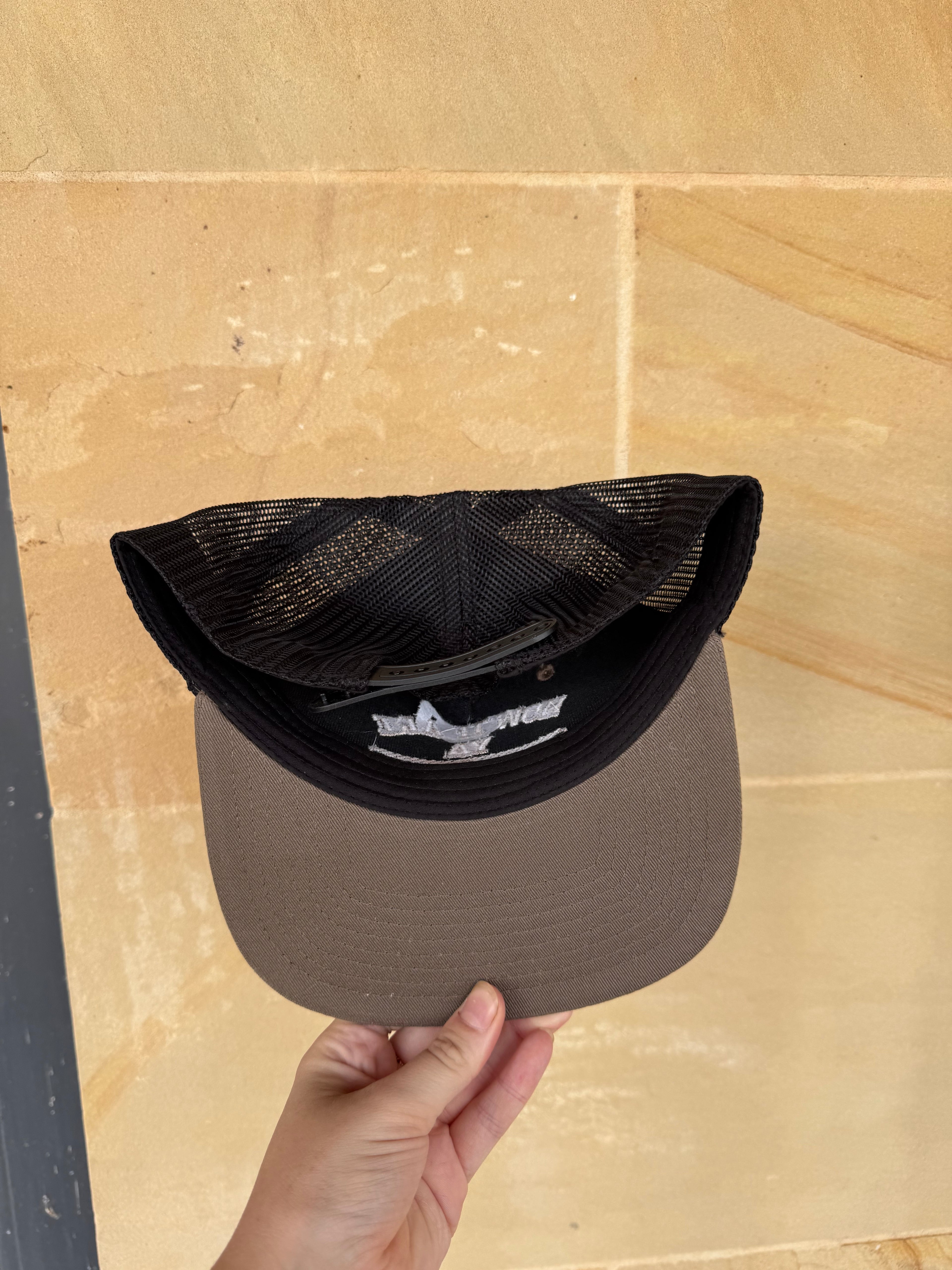THE MACK LABEL CAP