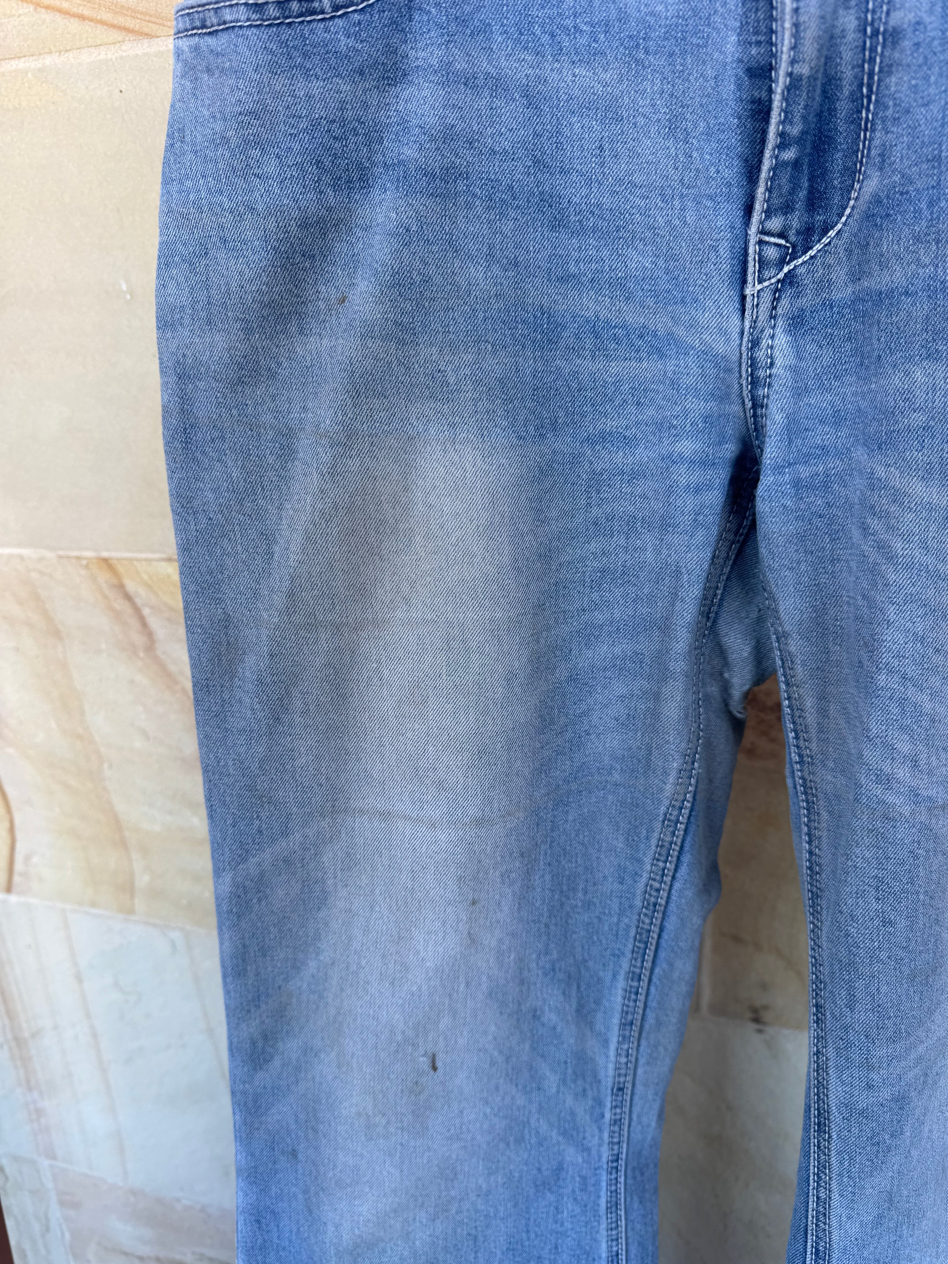 COWGIRL COUTURE JEANS 31/34