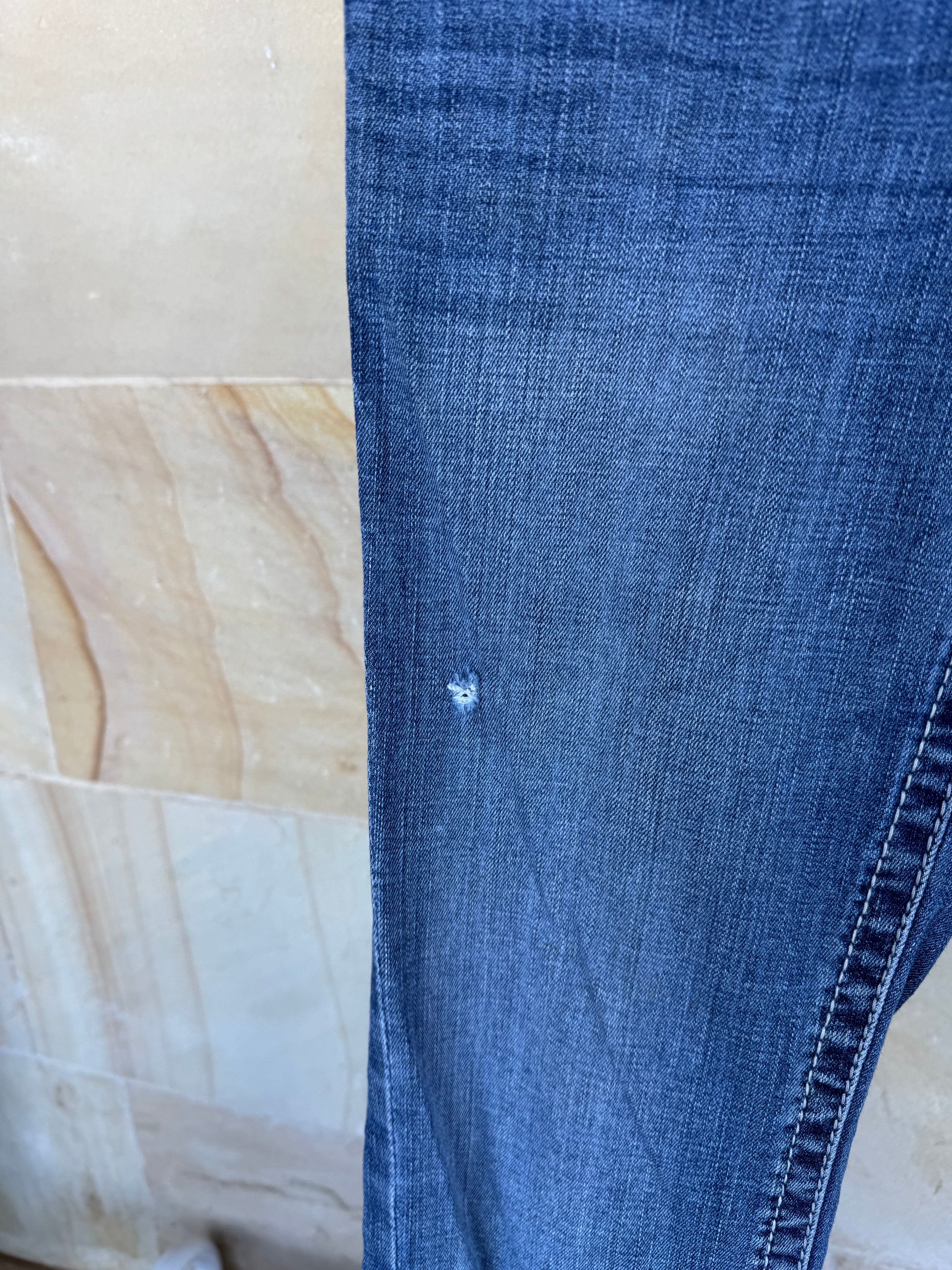 ARIAT REAL JEAN 27XL
