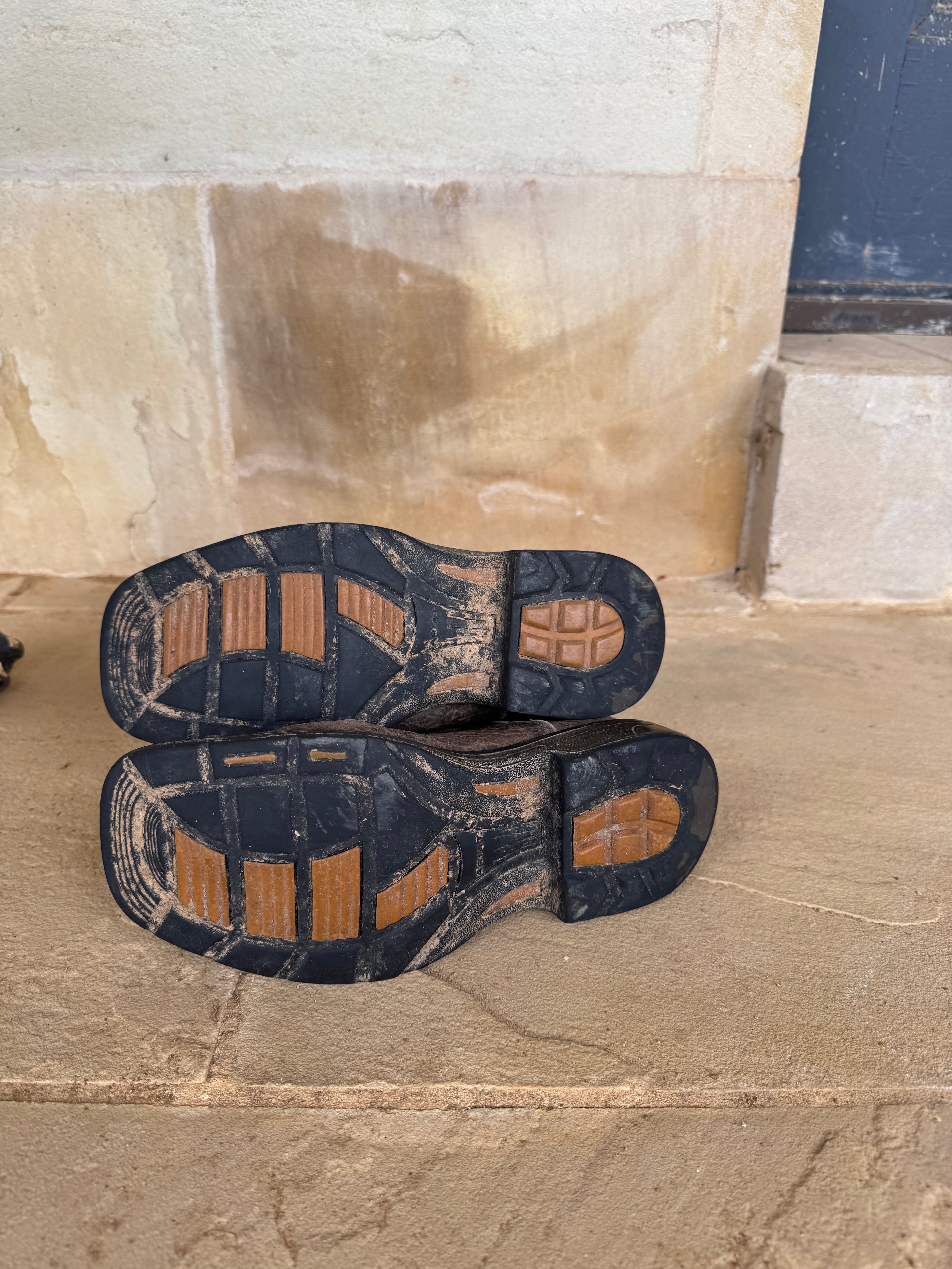ARIAT KIDS BOOTS 3.5