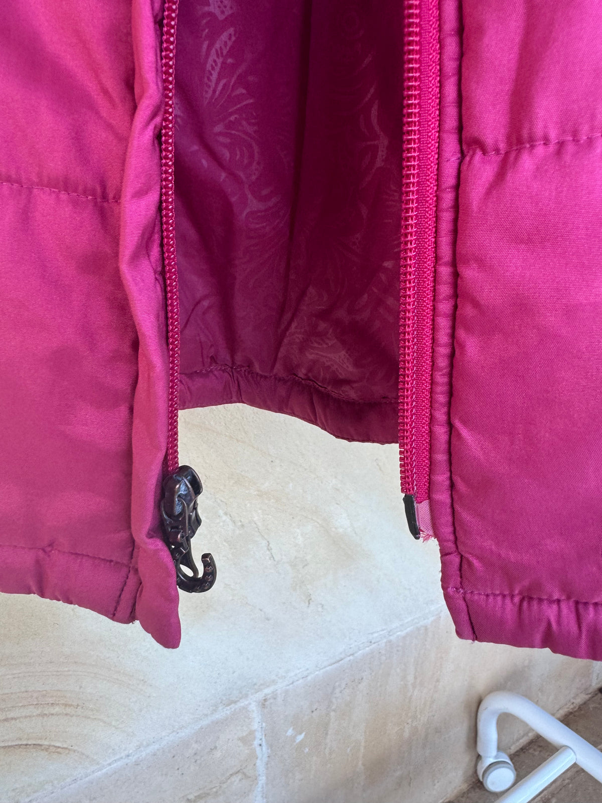 ARIAT PUFFER JACKET XS