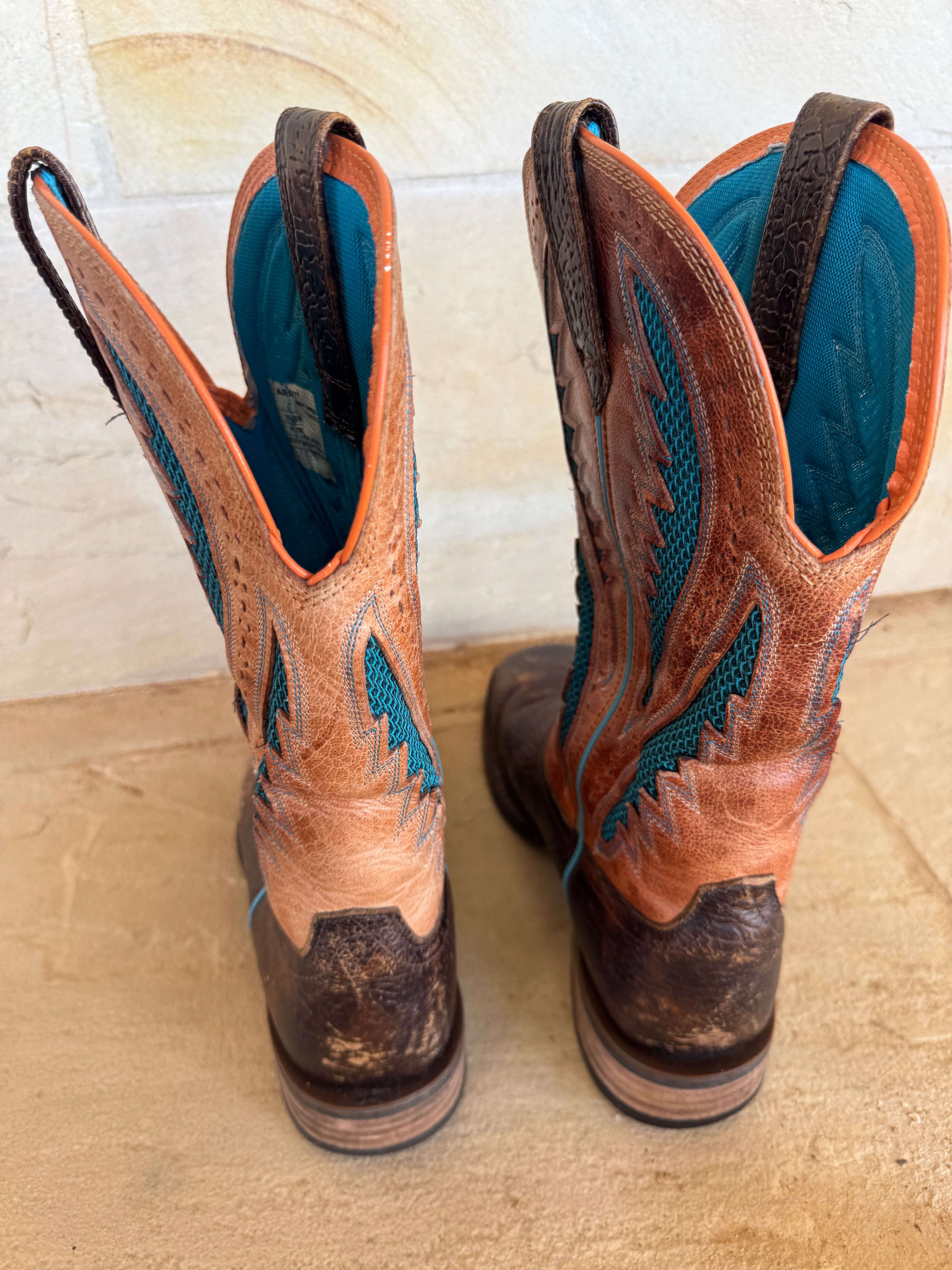 ARIAT TURQUOISE BOOTS MENS 8/41