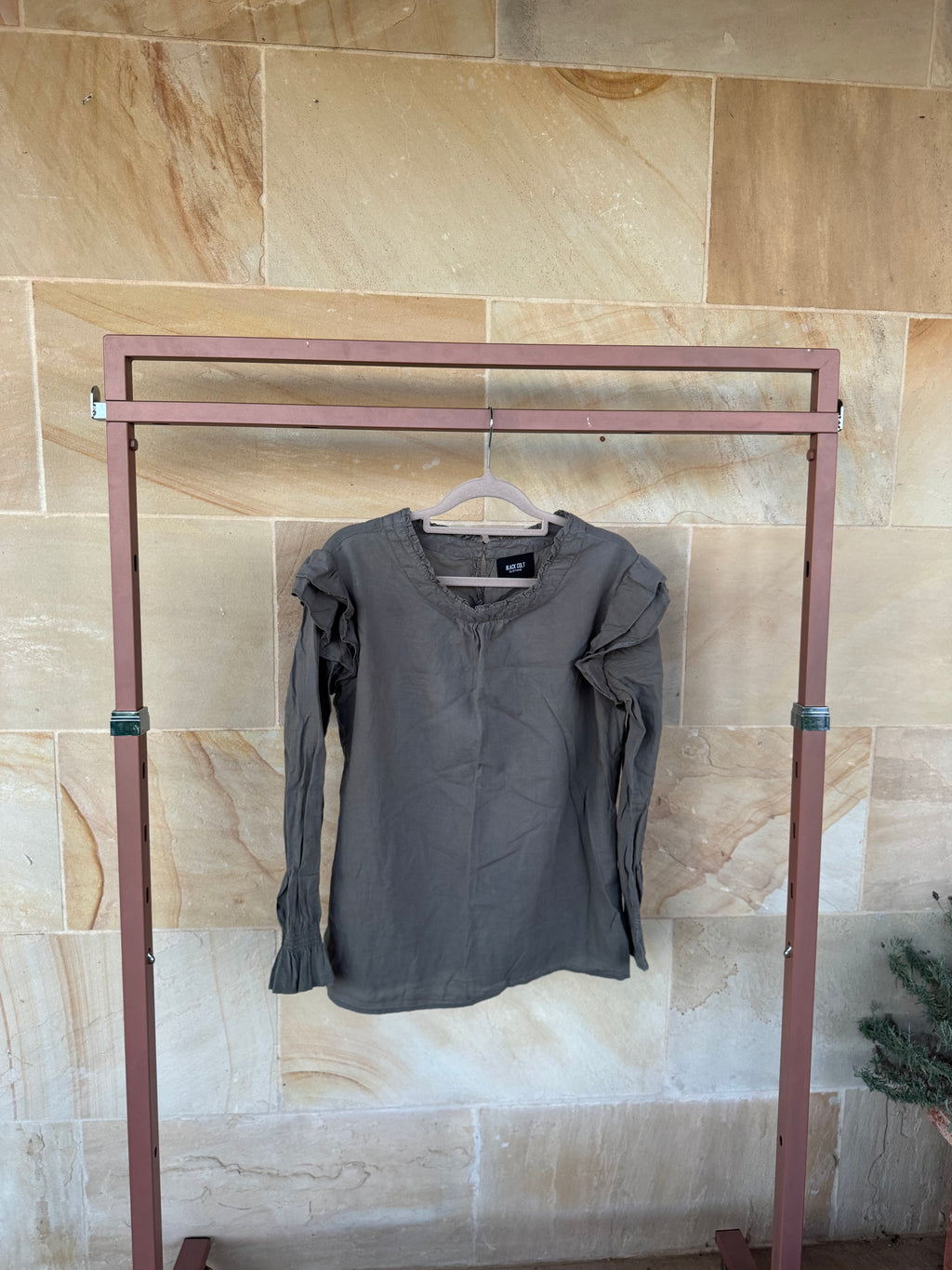 BLACK COLT SHIRT 10