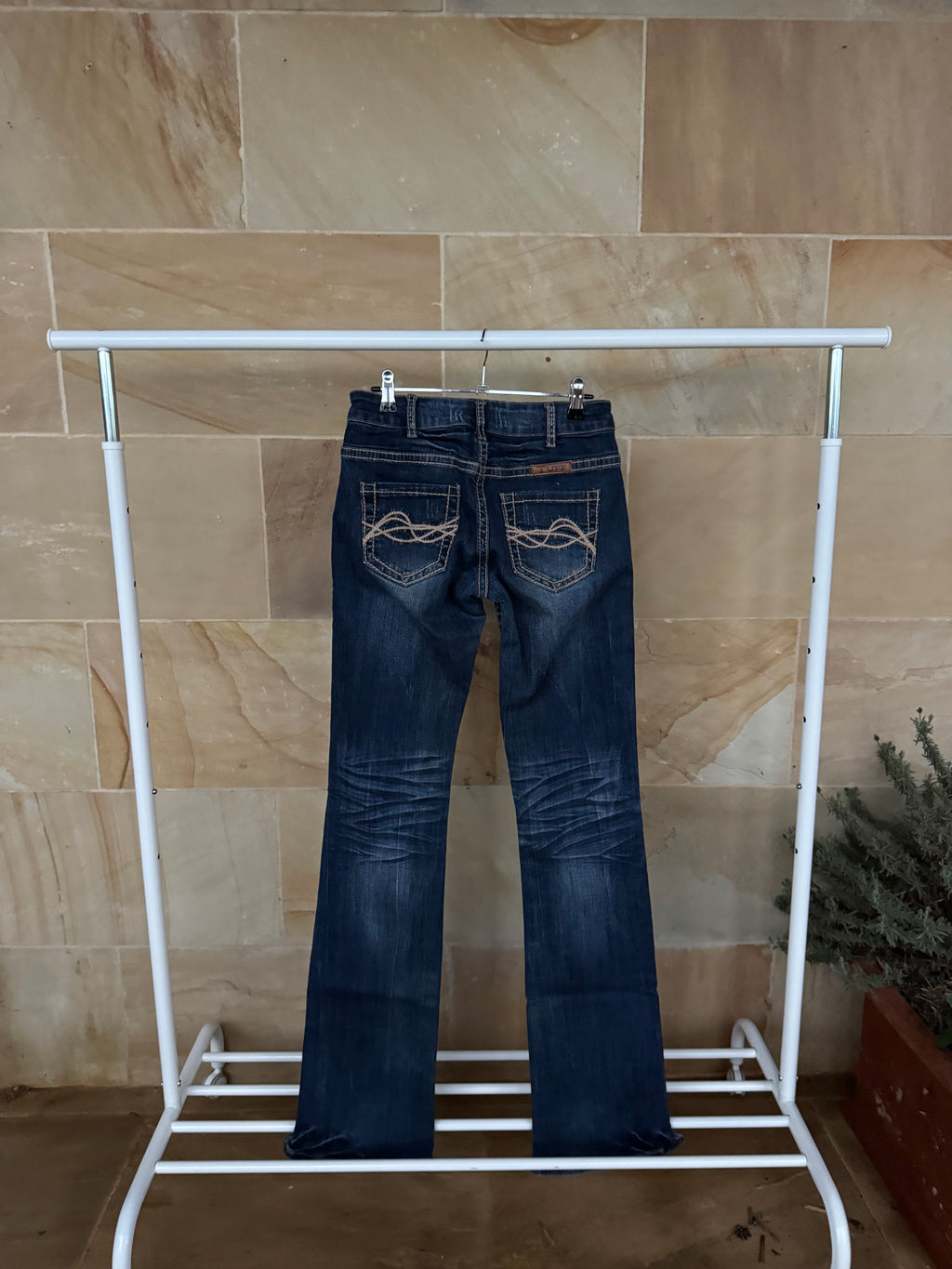 COWGIRL TUFF JEANS 26/37