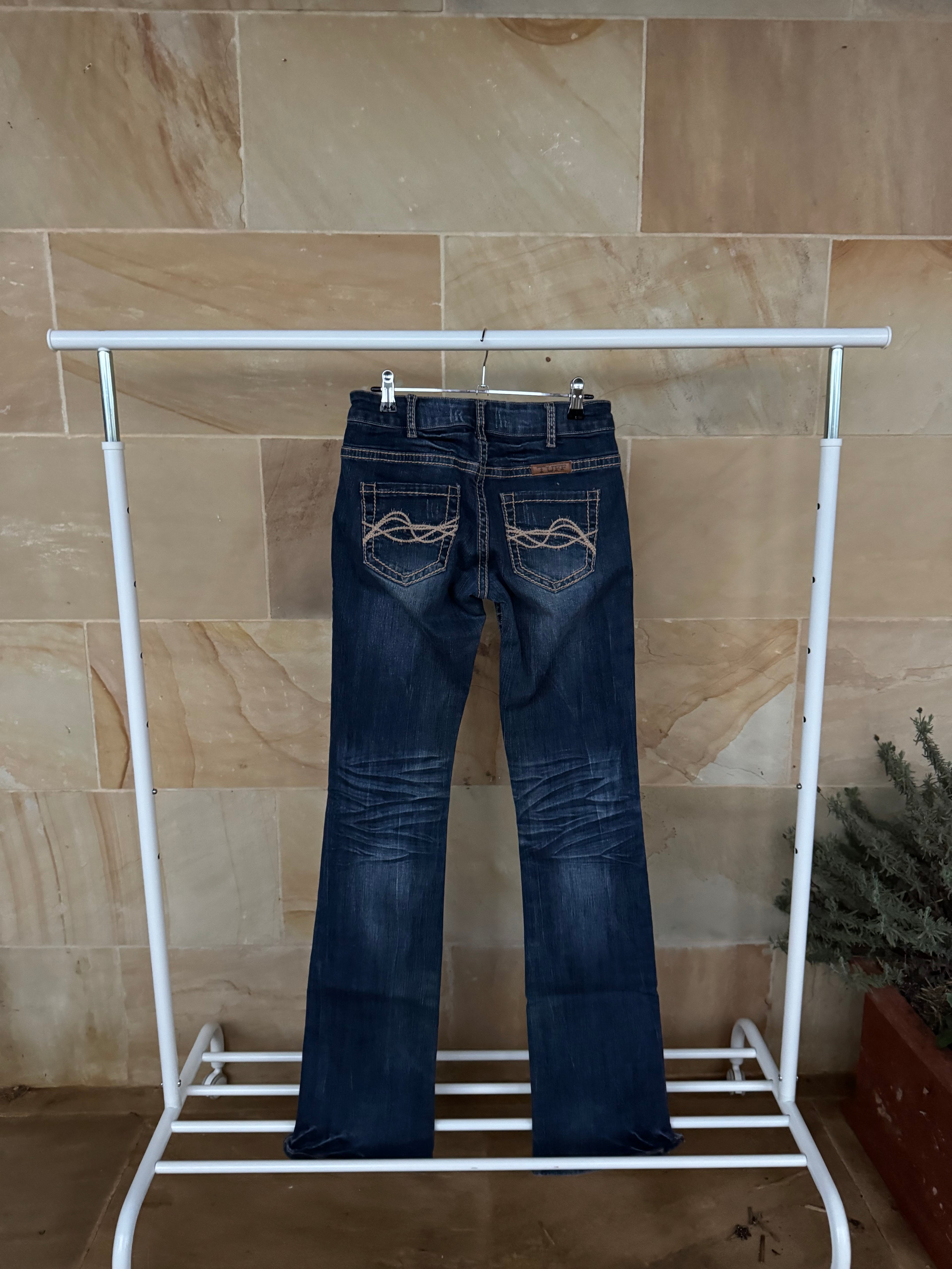 COWGIRL TUFF JEANS 26/37