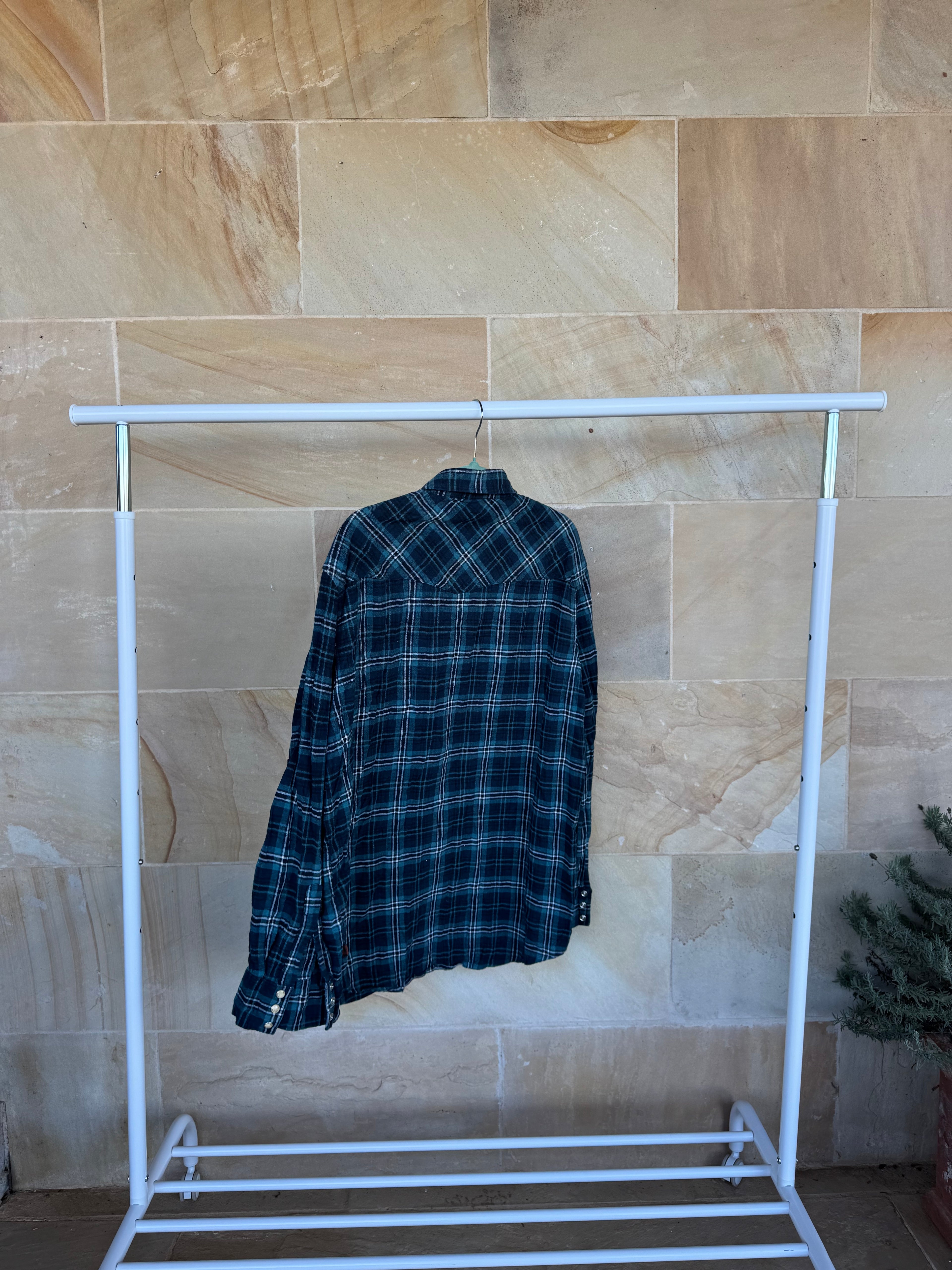 MOOSE CREEK SHIRT L