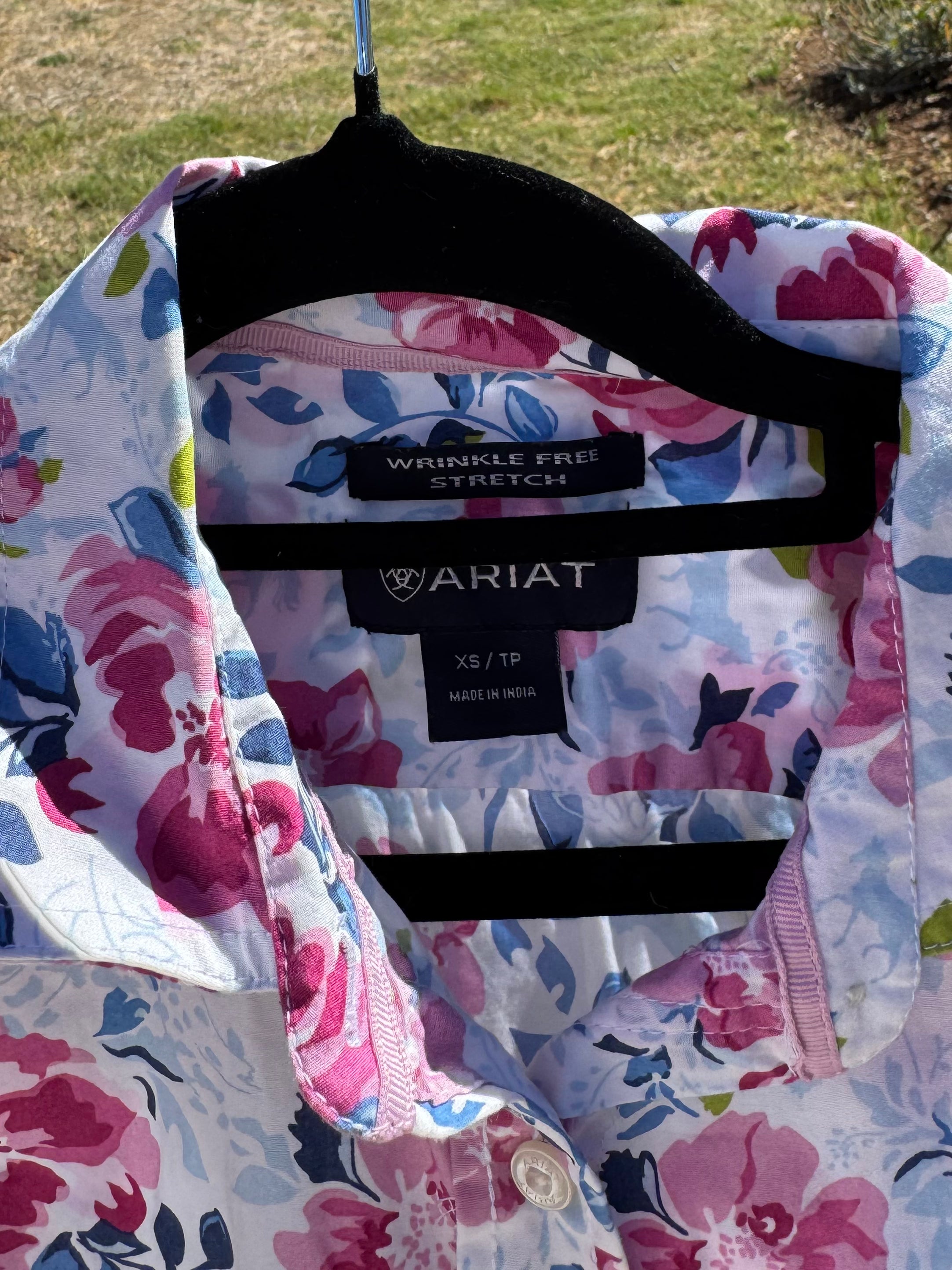 ARIAT FLORAL SHIRT XS