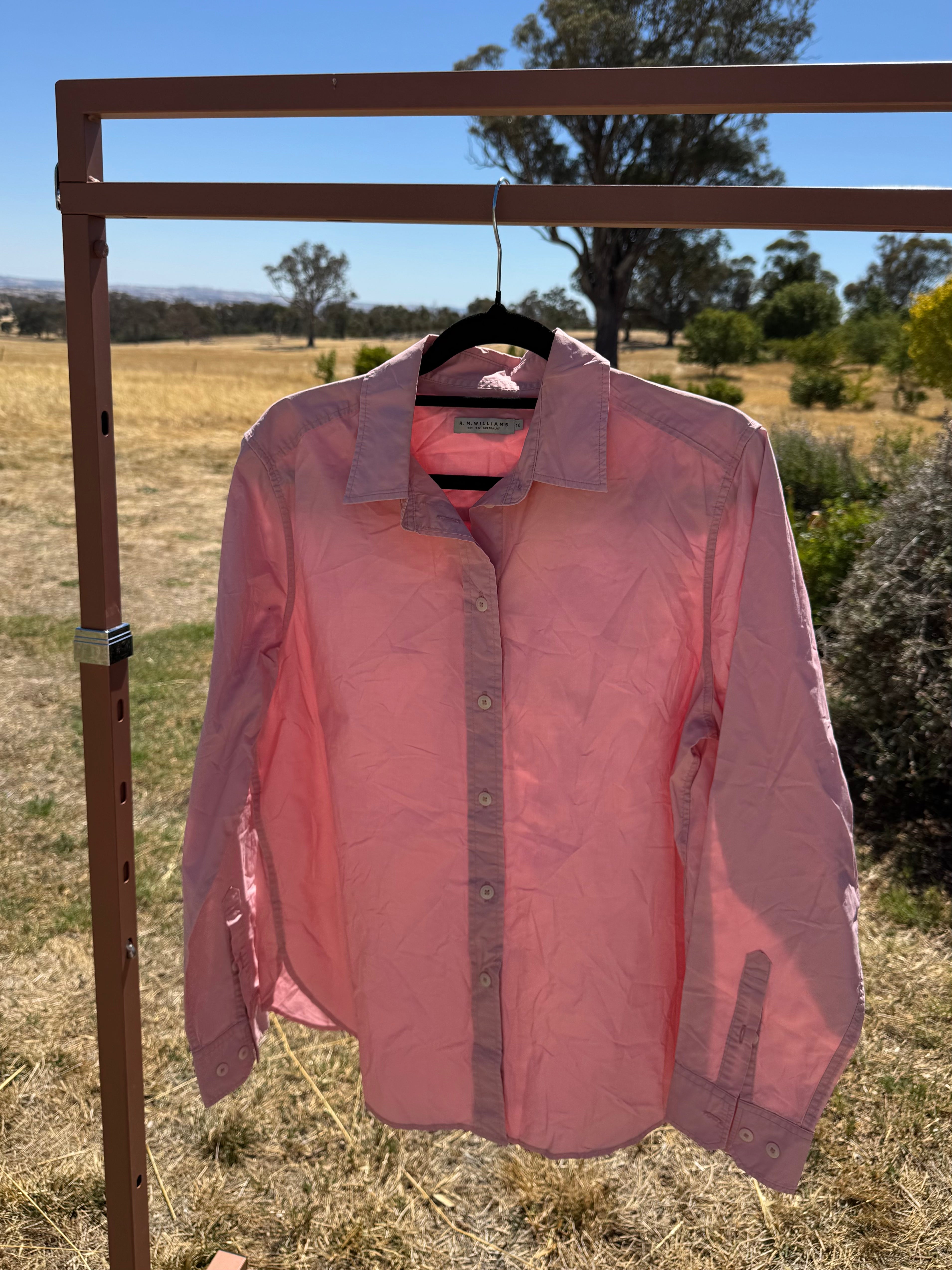R.M. WILLIAMS SHIRT 10