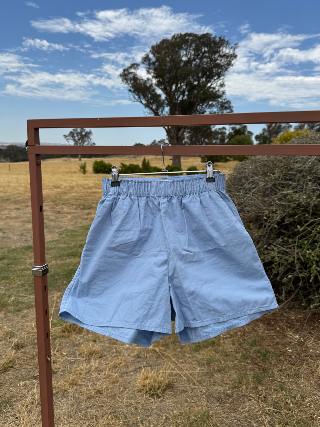 WOMENS SHORTS 8