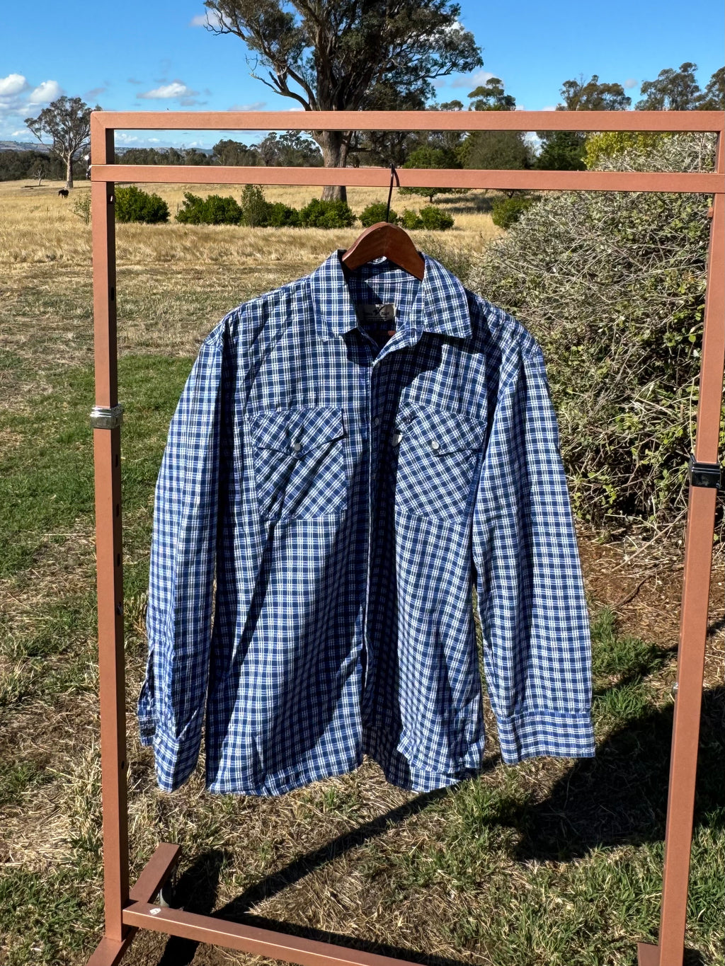 BULLRUSH CLOTHING SHIRT MENS L
