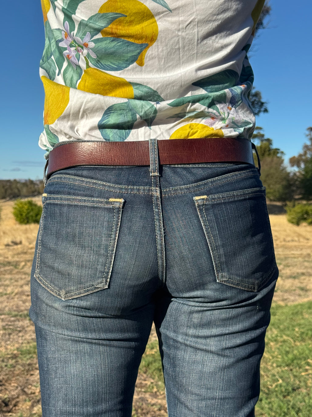 BUCKLE LEATHER BELT 42"